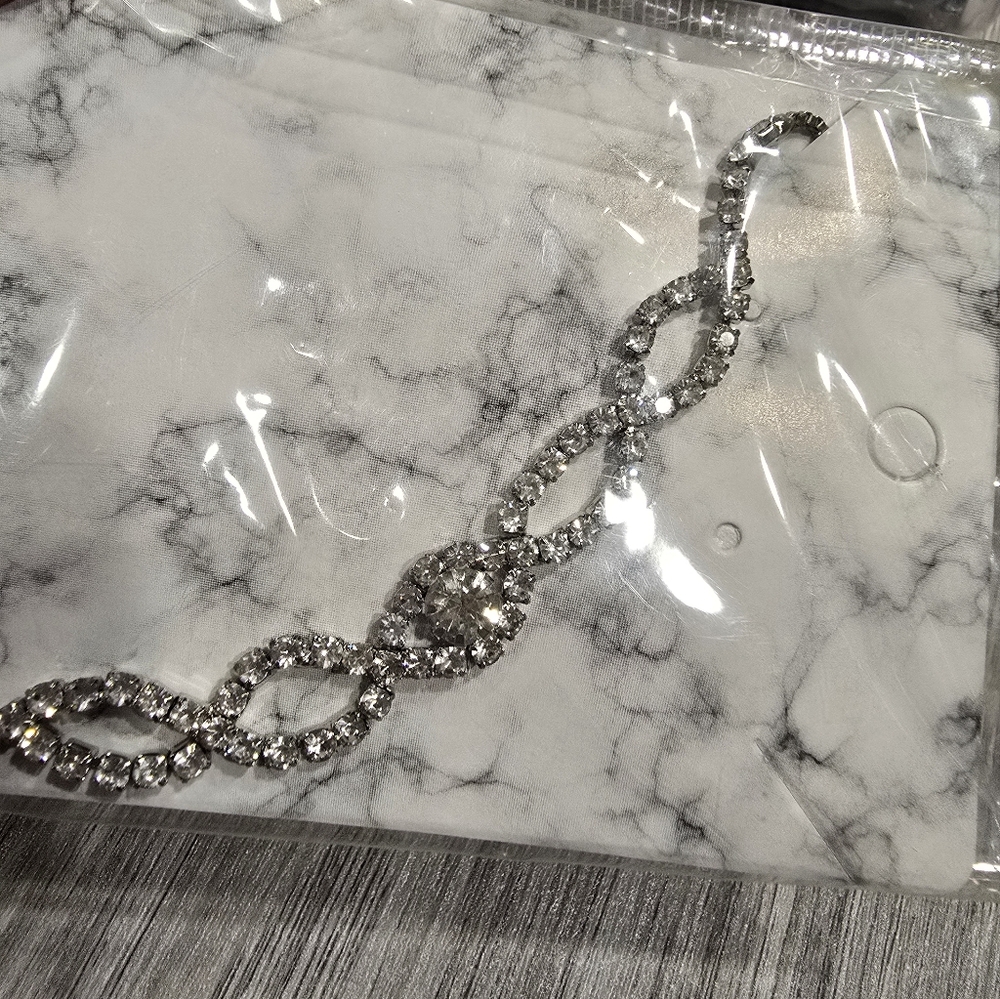 Crystal Adjustable Bracelet - Silver Sparkle